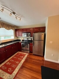 Building Photo - Furnished 2 Bedroom Condo Available for 1 ...