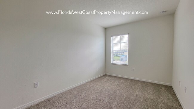 Building Photo - NORTH RIVER RANCH CORNER TOWNHOME! AVAILABE IN MARCH 2026 -LONG TERM LEASE!