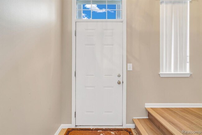 Building Photo - 8208 Chesapeake Cir