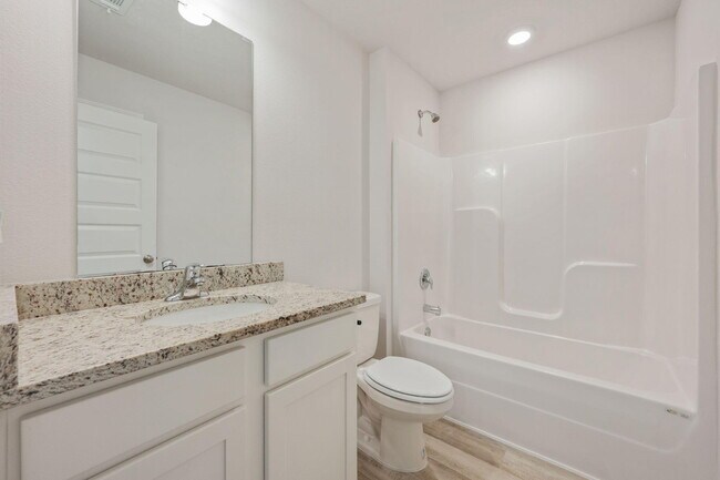 Building Photo - 5092 Gaineswood Dr