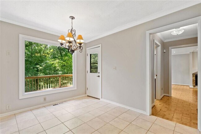 Building Photo - 2710 Margaret Mitchell Dr NW