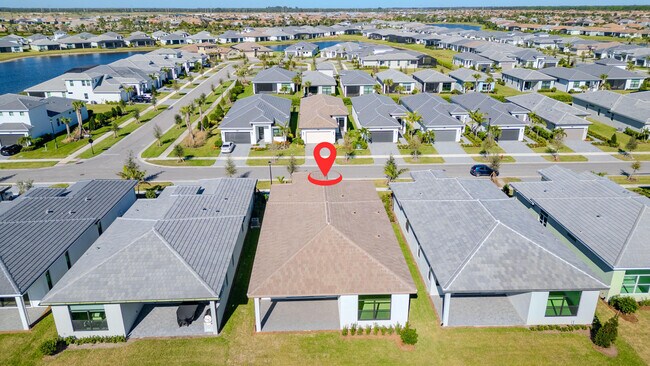 Building Photo - 9155 SW Esule Way