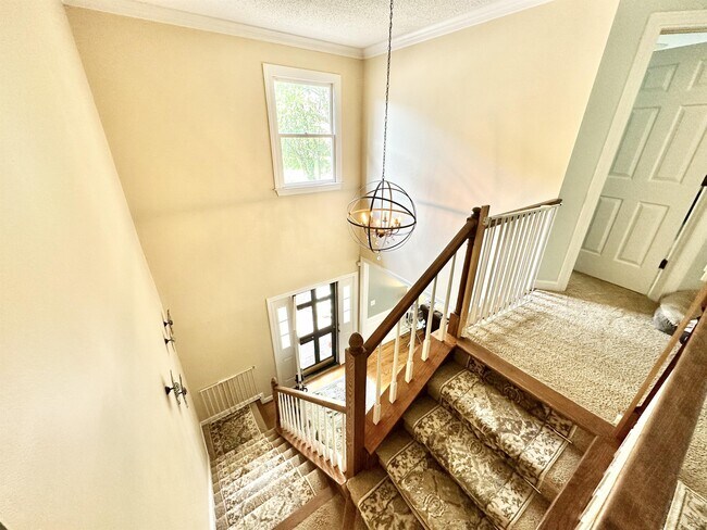 Building Photo - 1804 Crooked Creek Rd