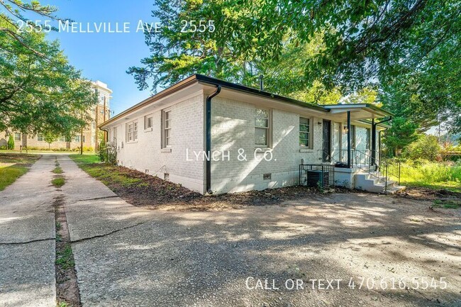 Building Photo - 2555 Mellville Ave