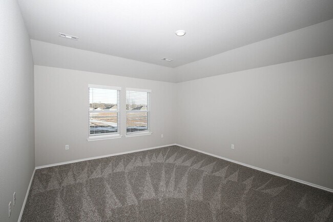 Building Photo - Beautiful new build ready for you!