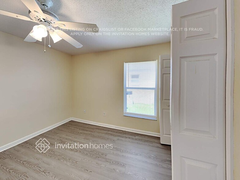 Building Photo - 129 Rollins Dr