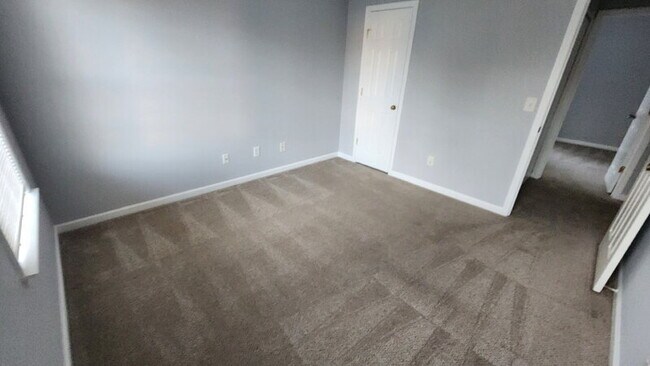 Building Photo - 370 Darter Run NW