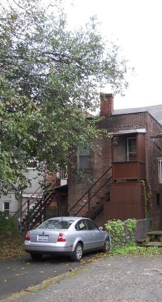 Building Photo - 343 Congress St