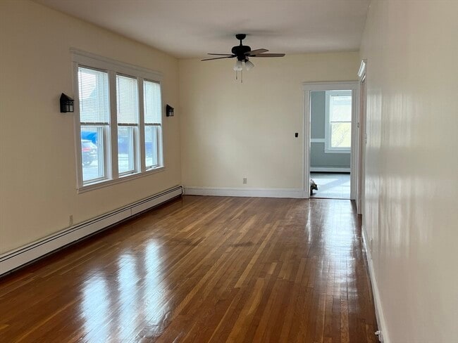 Building Photo - 31 Cutler St