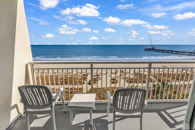 Building Photo - 2506 N Ocean Blvd