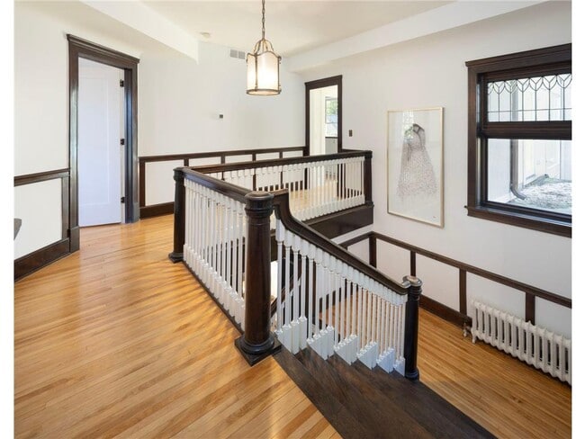 Building Photo - 2700 W Lake of the Isles Pkwy