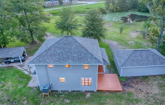 Building Photo - 22311 Warwick Glen Dr