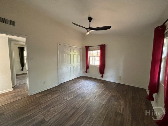 Building Photo - 12434 Largo Dr