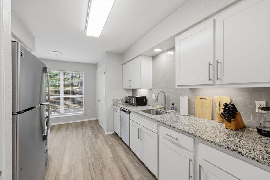 Building Photo - 4915 Arcadian Ct