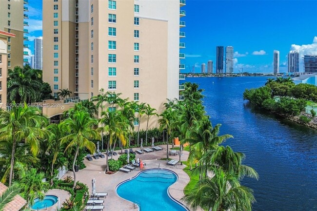 Building Photo - 3330 NE 190th St