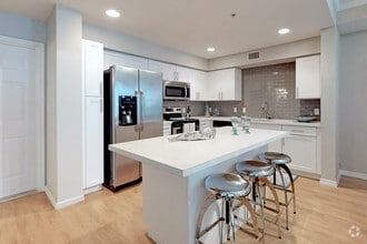 Interior Photo - Solero at Plantation