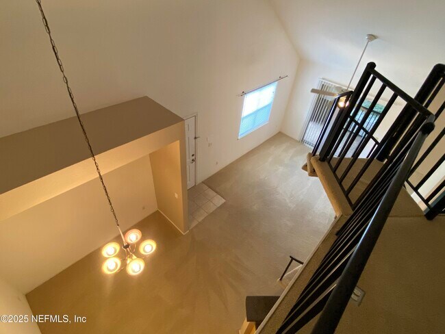 Building Photo - 11 Arbor Club Dr