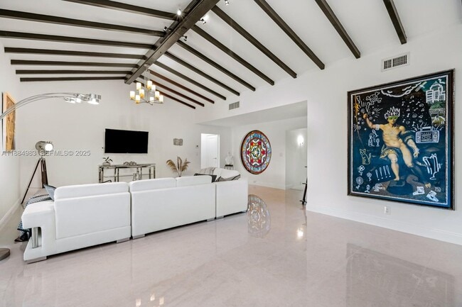 Building Photo - 2830 NE 56th Ct