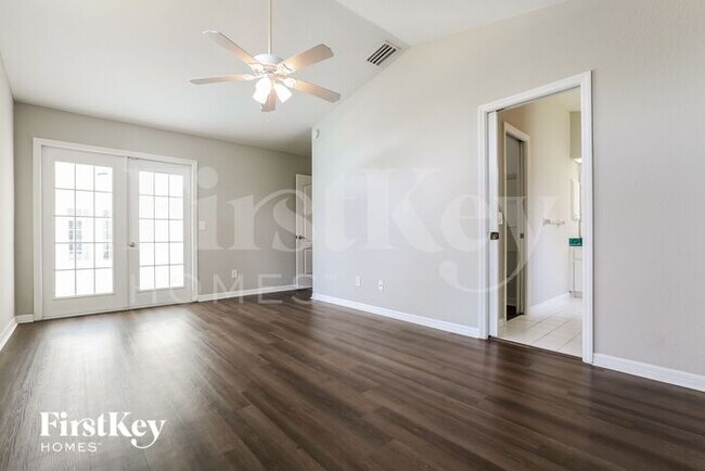 Building Photo - 4390 La France Ave