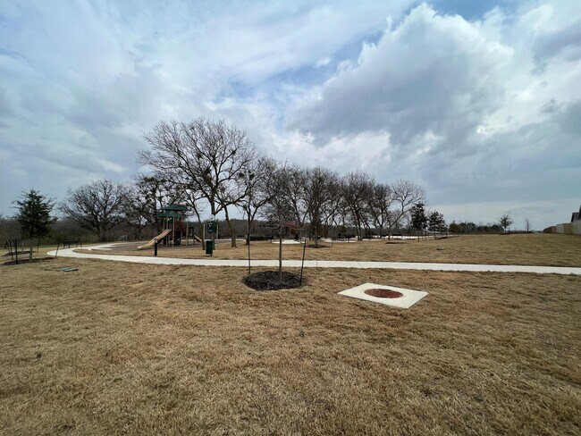 Building Photo - 300 Geode Glen