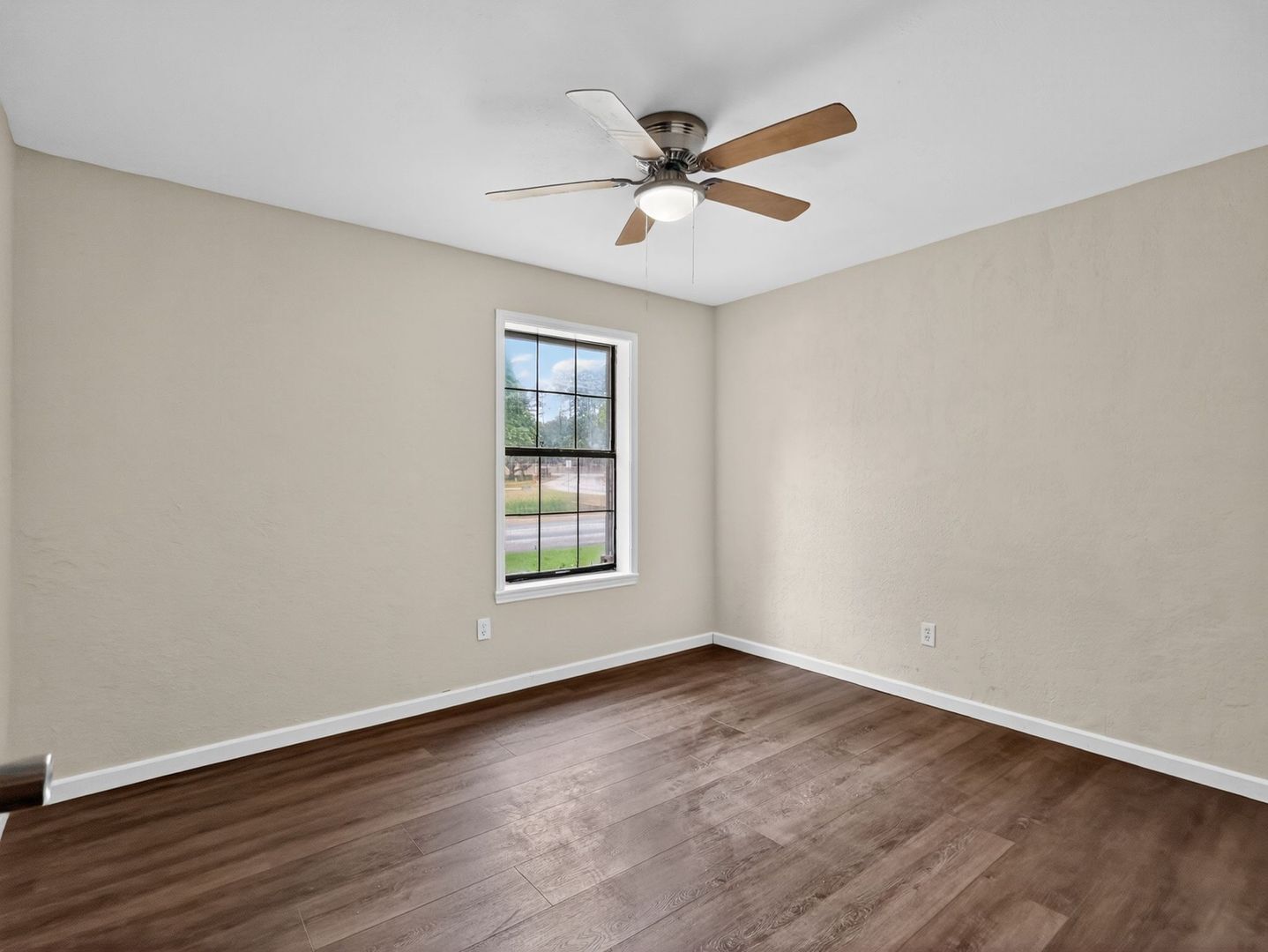 Building Photo - 18270 Stillwood Ln