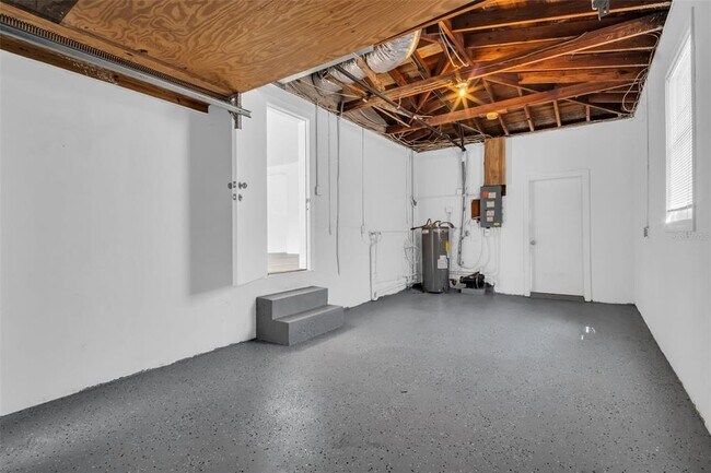 Building Photo - 4767 26th Ave N