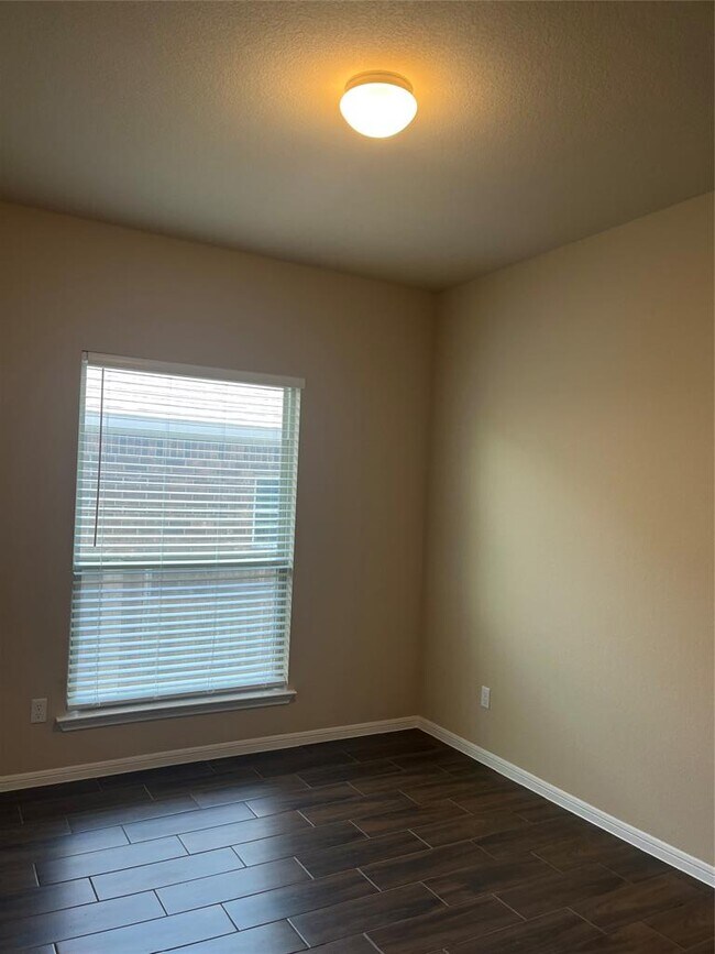 Building Photo - 200 Scenic Hills Cir
