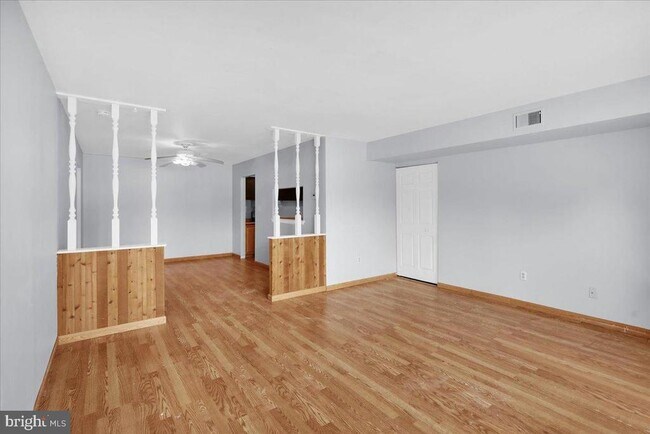 Building Photo - 2900 State Hill Rd