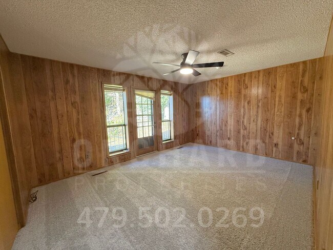 Building Photo - 3 Bed/ 2 Bath Home in Greenland/South Faye...