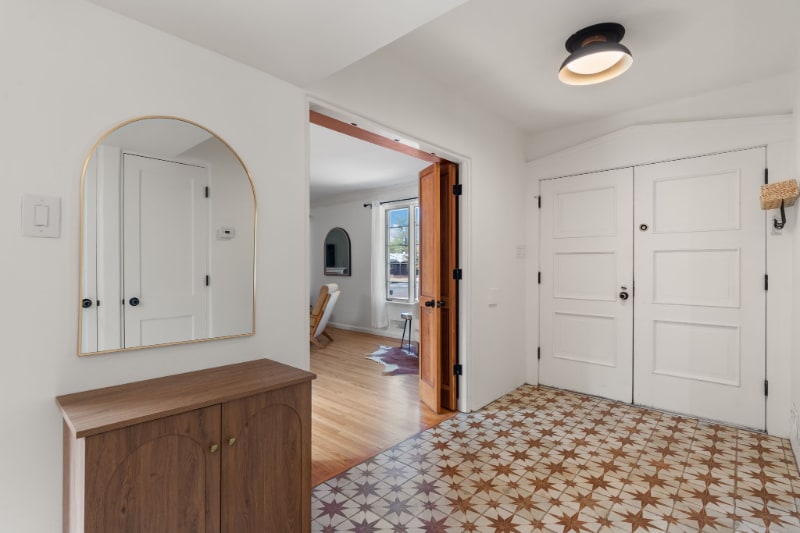 Building Photo - 3600 Mackland Ave NE