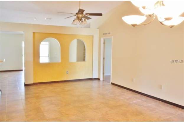 Building Photo - 2208 Kingscrest Cir