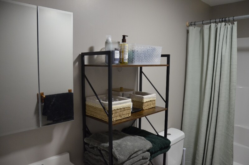 Building Photo - 51 Windsor St