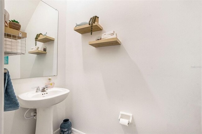 Building Photo - 36171 Risa Michele St