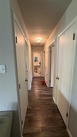 Building Photo - 618 Shadyglen Dr