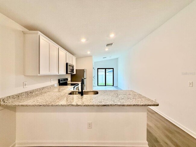 Building Photo - 5745 Helmsman Ct