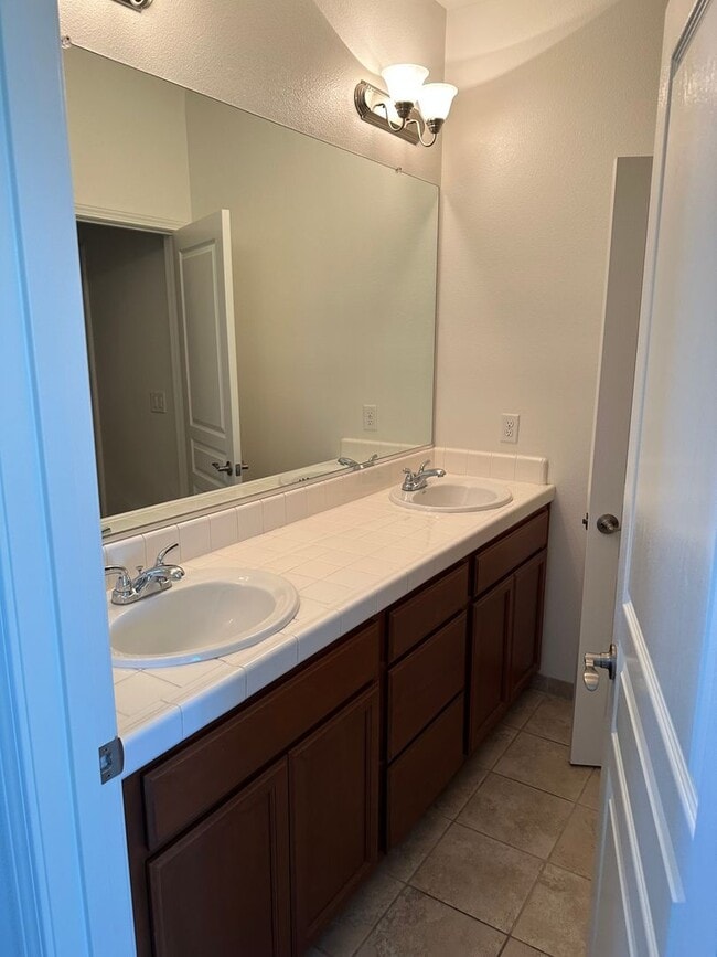 Building Photo - Pleasant 4 Bedroom 2.5 Bath Home Located in the Newer Development of Lavigna