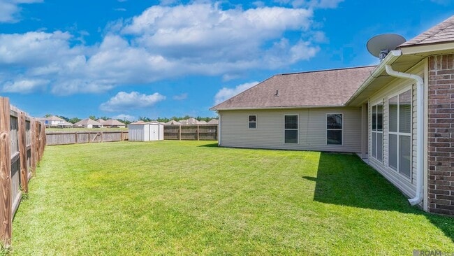 Building Photo - 17544 Soaring Flight Dr