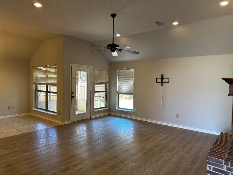 Building Photo - 3120 Lippizan St