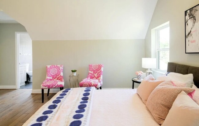 Building Photo - 4410 16th St NE