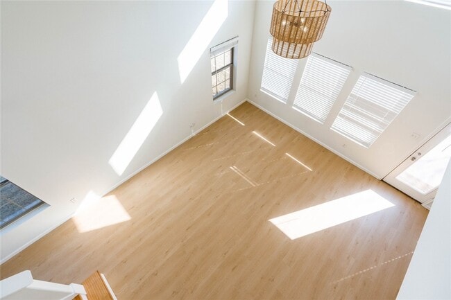 Building Photo - 1179 Landon Ln