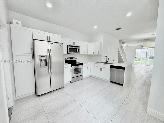 Building Photo - 1861 Salerno Cir