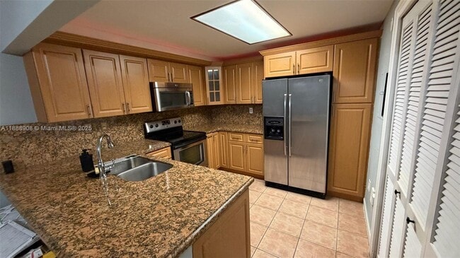 Building Photo - 15430 SW 81st Cir Ln