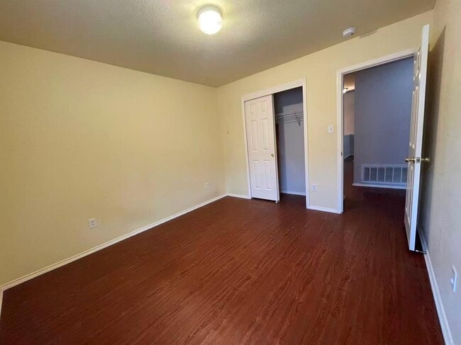 Building Photo - 2416 Socorro Bend