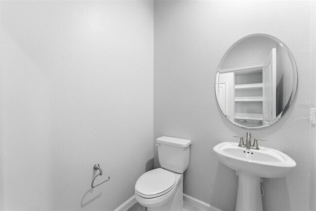 Building Photo - 2587 Everglade Way