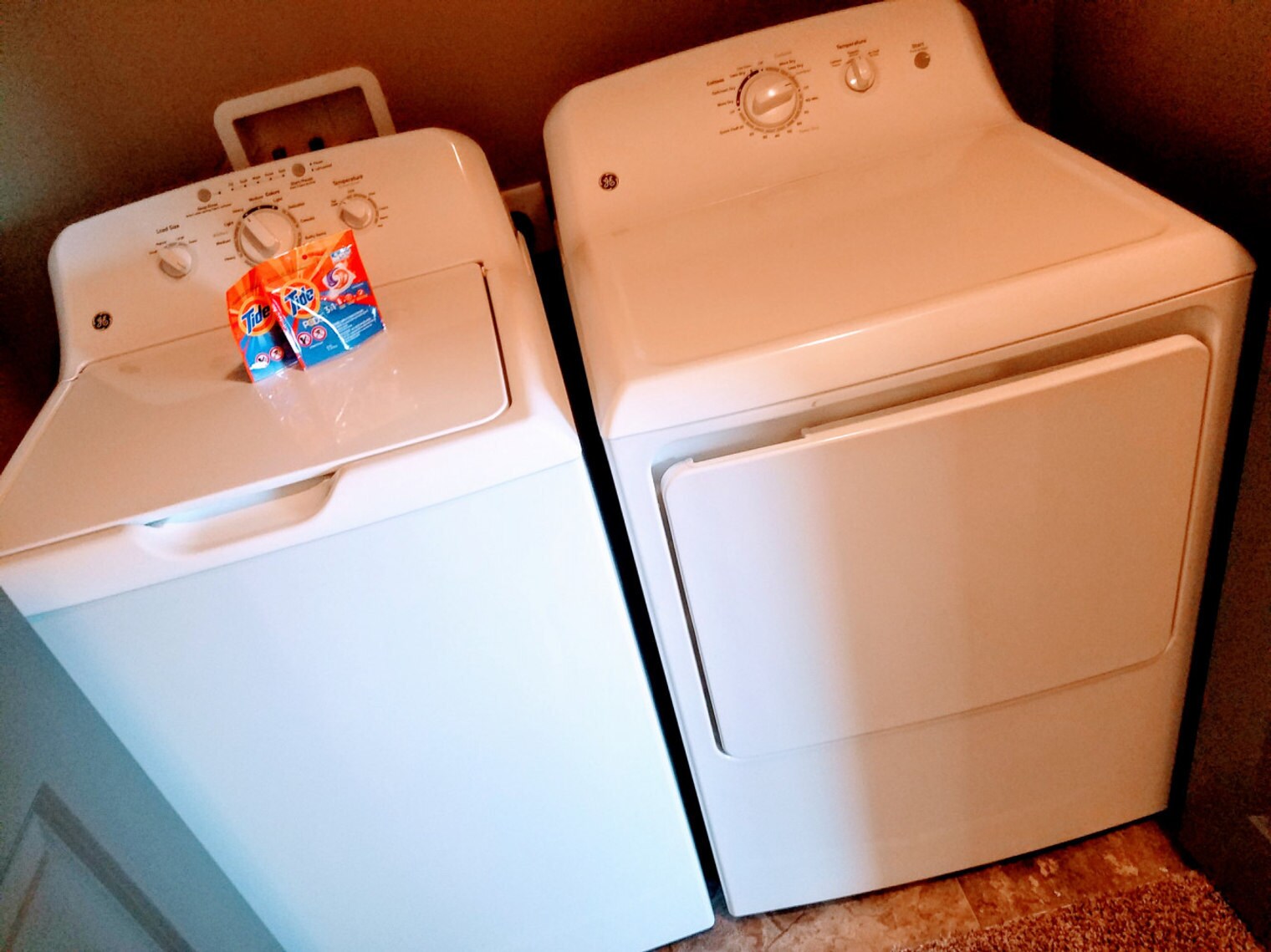 Building Photo - 1331 Winona Ct