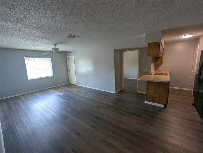 Building Photo - 228 Thorntree Pl