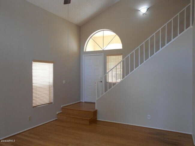 Building Photo - 5056 W Boston Way S