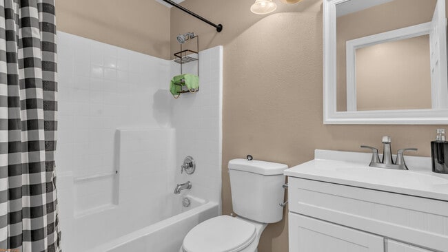 Building Photo - 37523 Durwent Dr