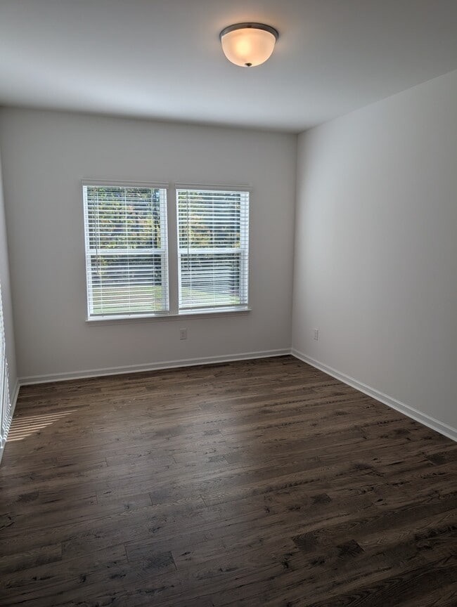 Building Photo - NEW HOUSE Stonebridge Golf Course Views - ...