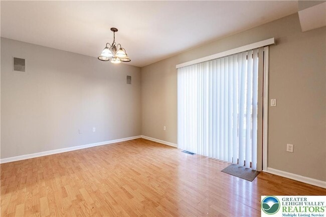 Building Photo - 2657 Tamlynn Ct